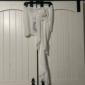 Floral detail beach coverup